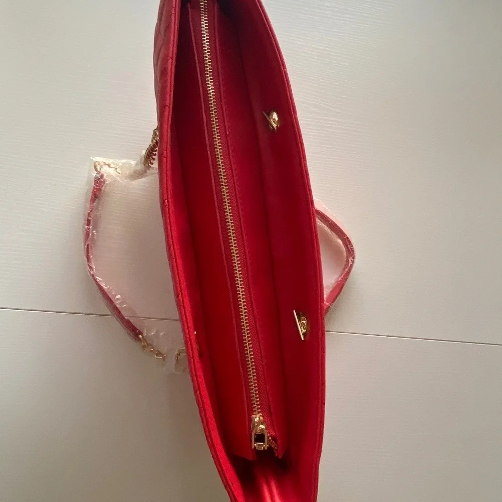 Badgley Mischka Red Quilted Chain Strap Tote Bag O/S